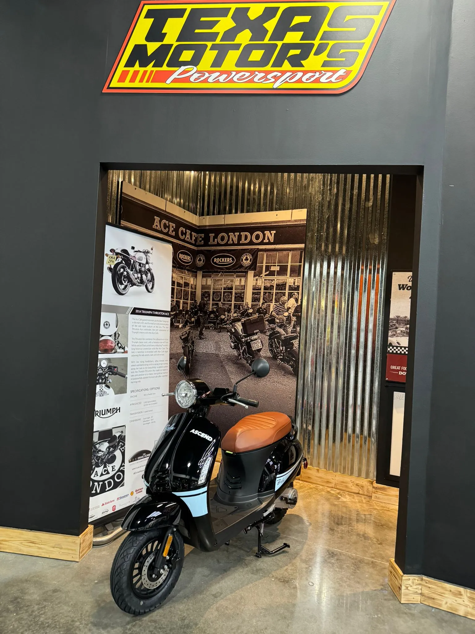2024 ASCEND BELLA VINTAGE 50CC VESPA - RETRO STYLE