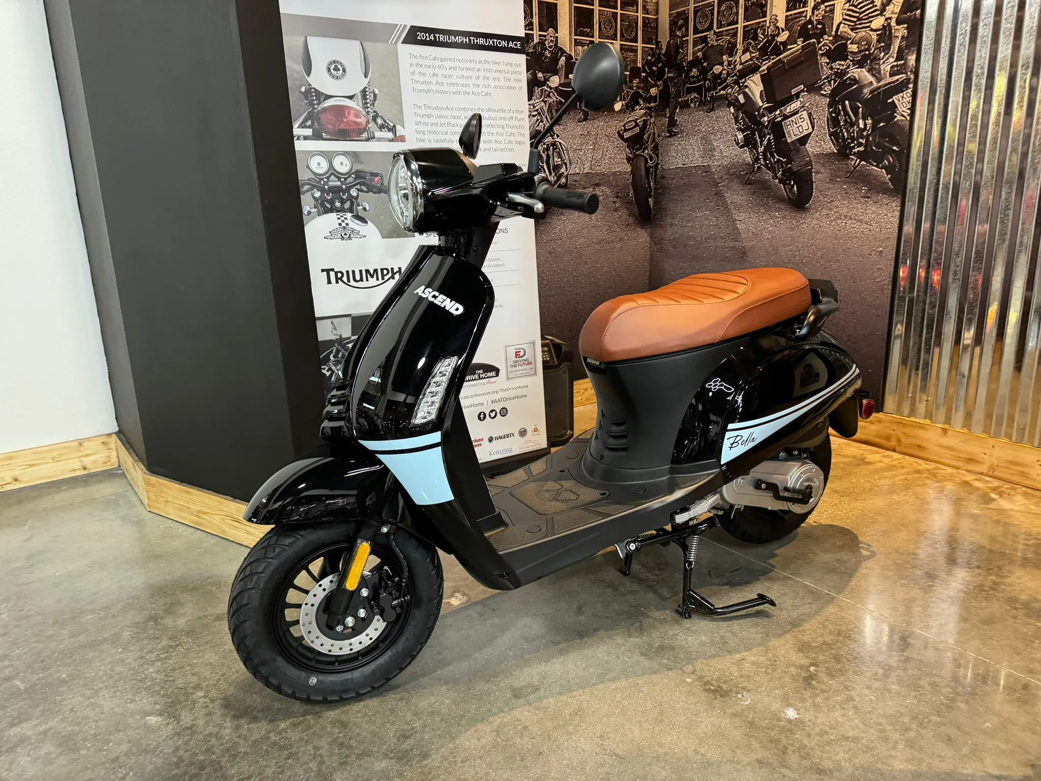 2024 ASCEND BELLA VINTAGE 50CC VESPA - RETRO STYLE