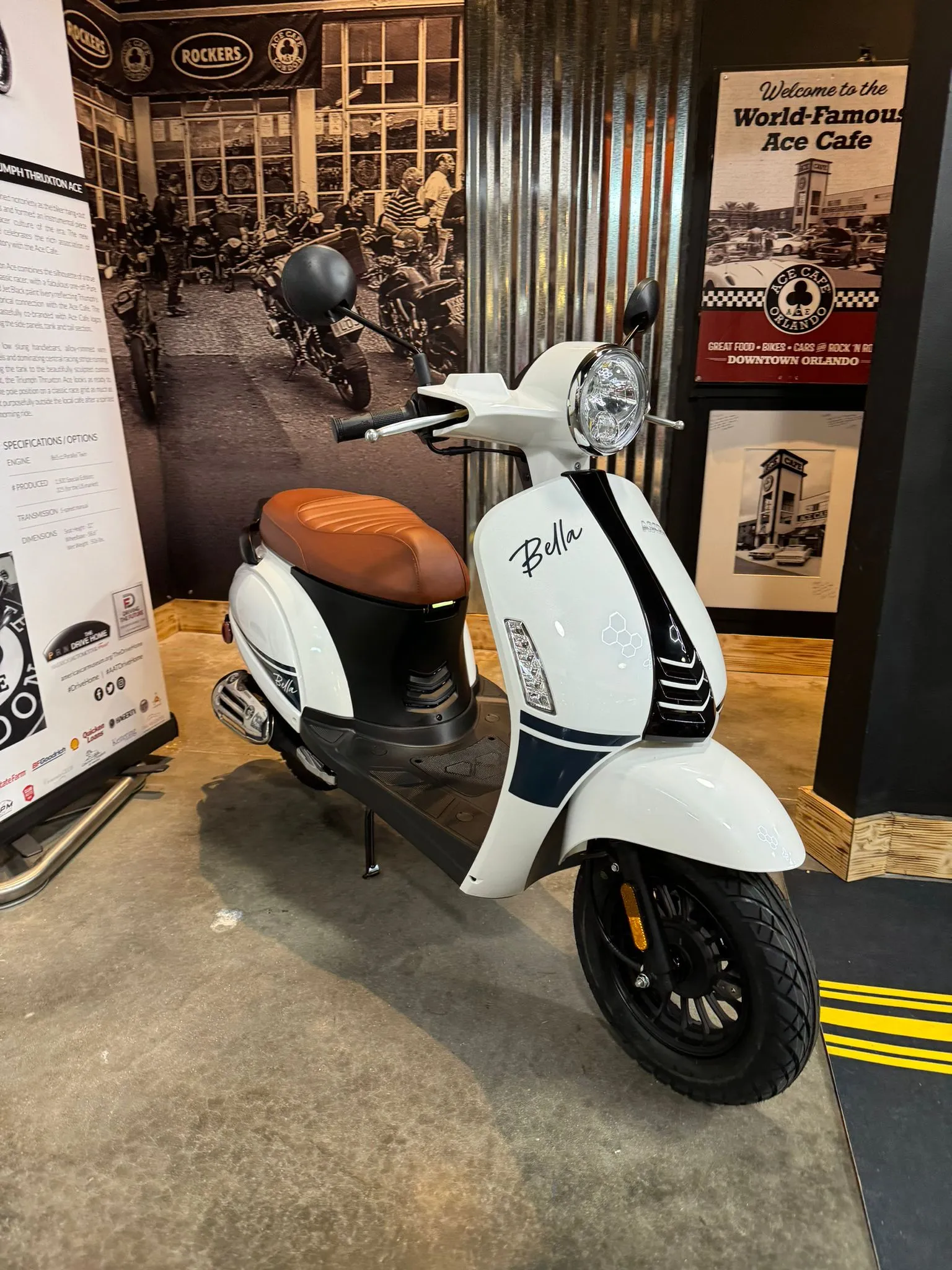 2024 ASCEND BELLA VINTAGE 50CC VESPA - RETRO STYLE