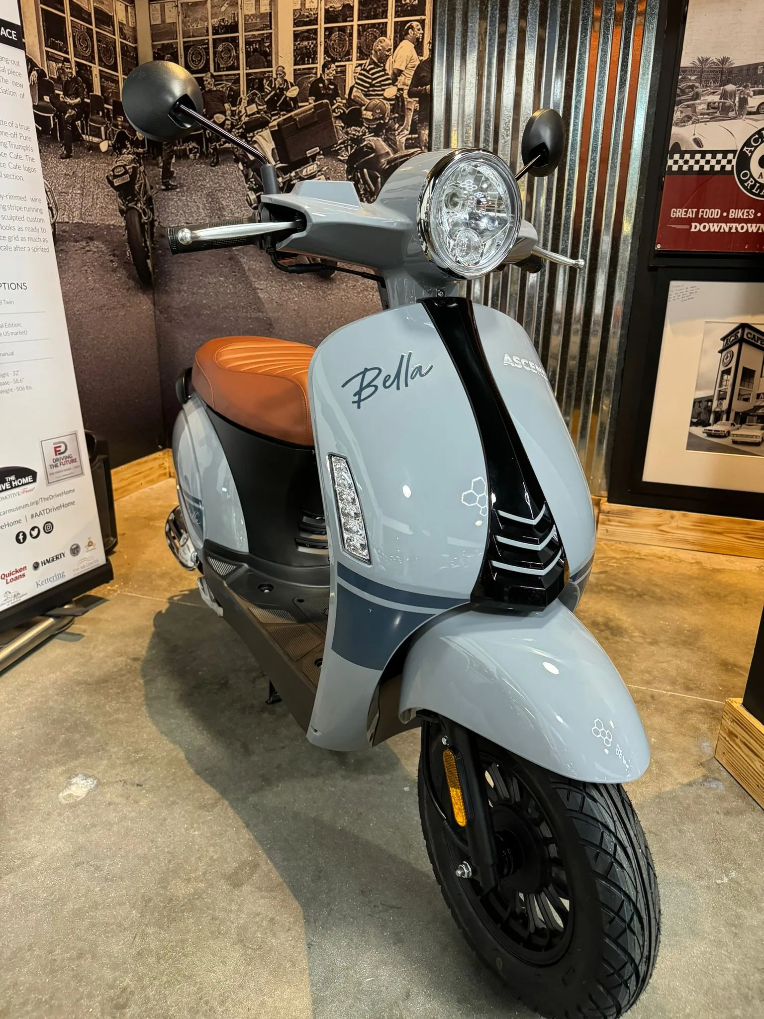 2024 ASCEND BELLA VINTAGE 50CC VESPA - RETRO STYLE