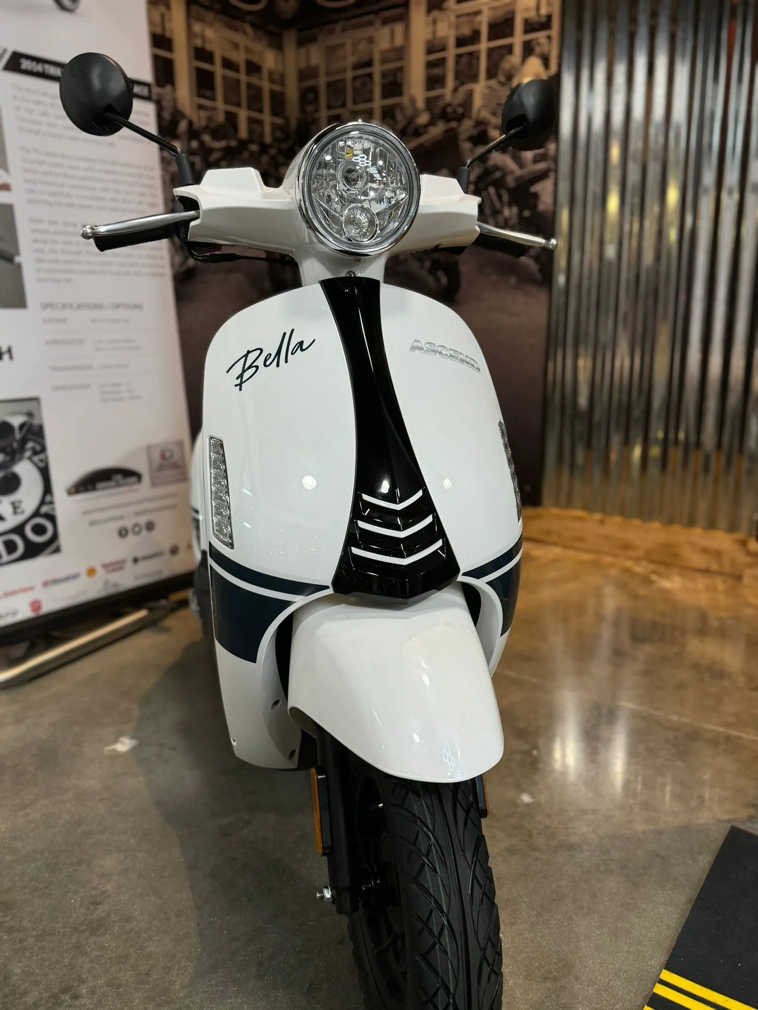 2024 ASCEND BELLA VINTAGE 50CC VESPA - RETRO STYLE