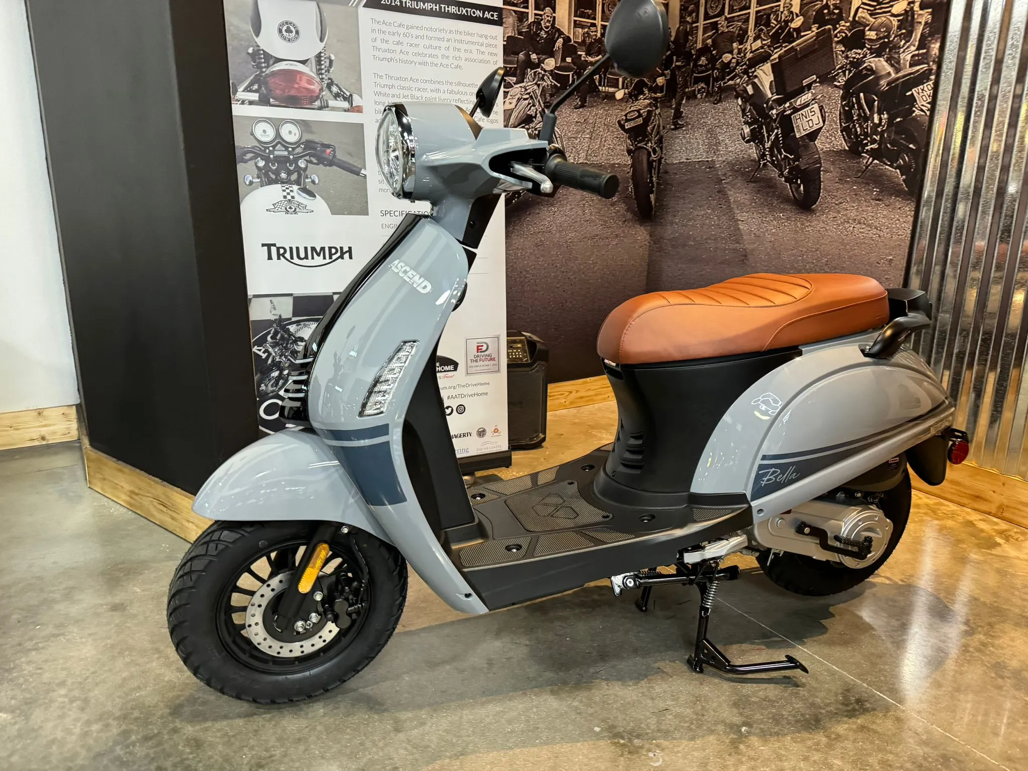 2024 ASCEND BELLA VINTAGE 50CC VESPA - RETRO STYLE