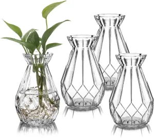 BS AMOR Clear Small Glass Bud Vase, 5 Inch Decorative Flower Vases, Mini Vintage Style Centerpiece Vases with Diamond Faceted Design, Set of 4