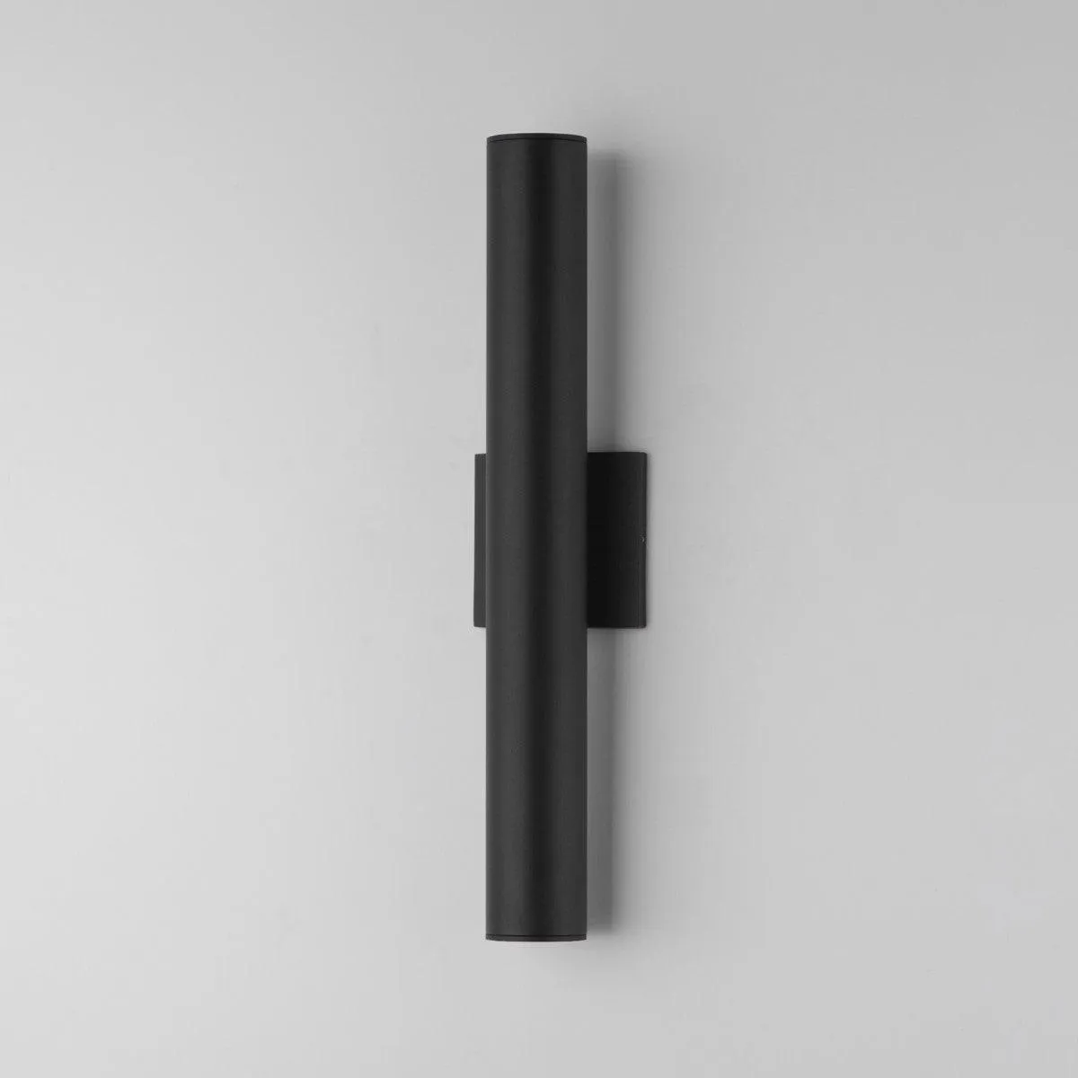 Calibro 20 in. LED Outdoor Wall Light 120-277V, 3000K Black