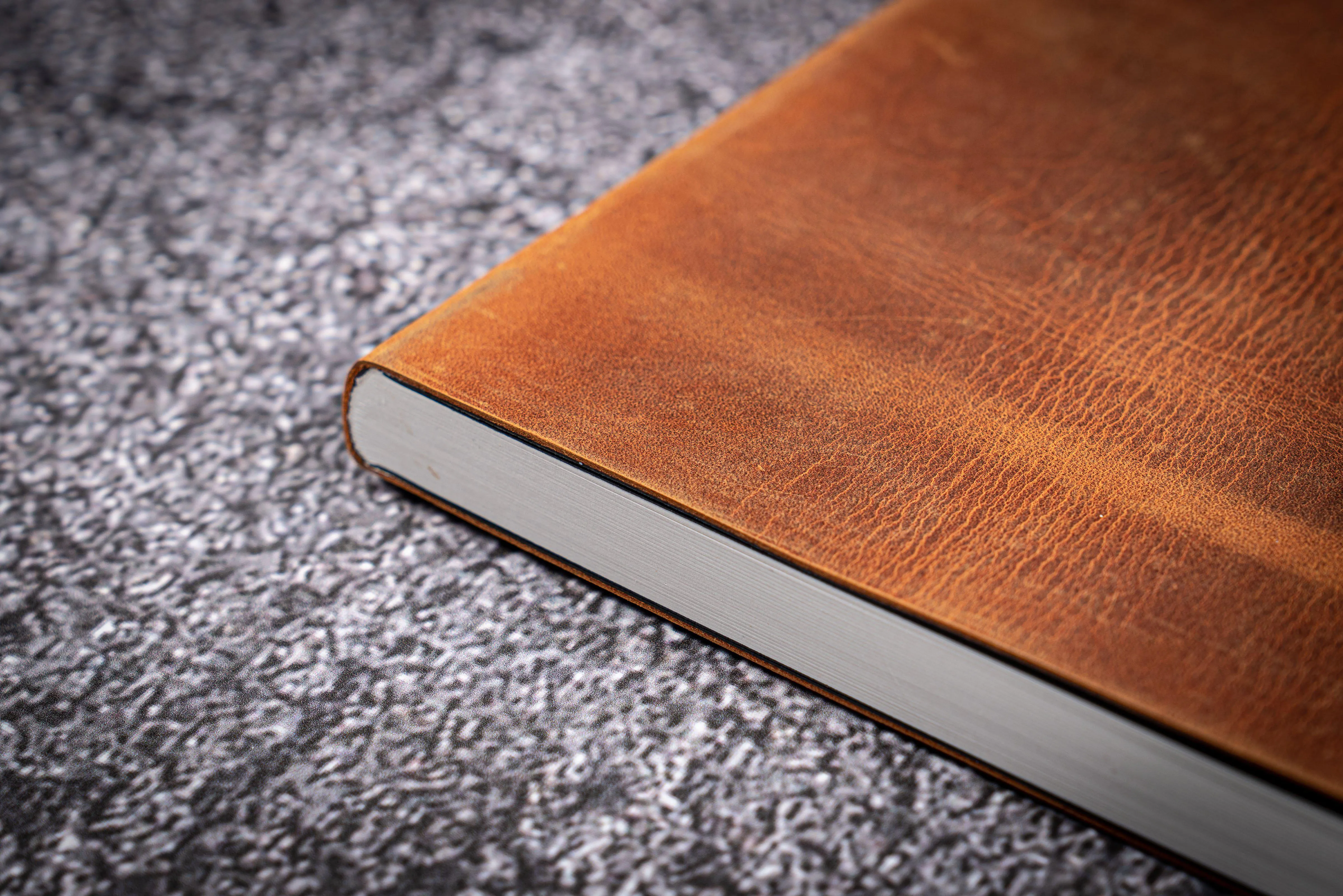 Leather Notebook - Tomoe River Paper - A5 - Crazy Horse Brown