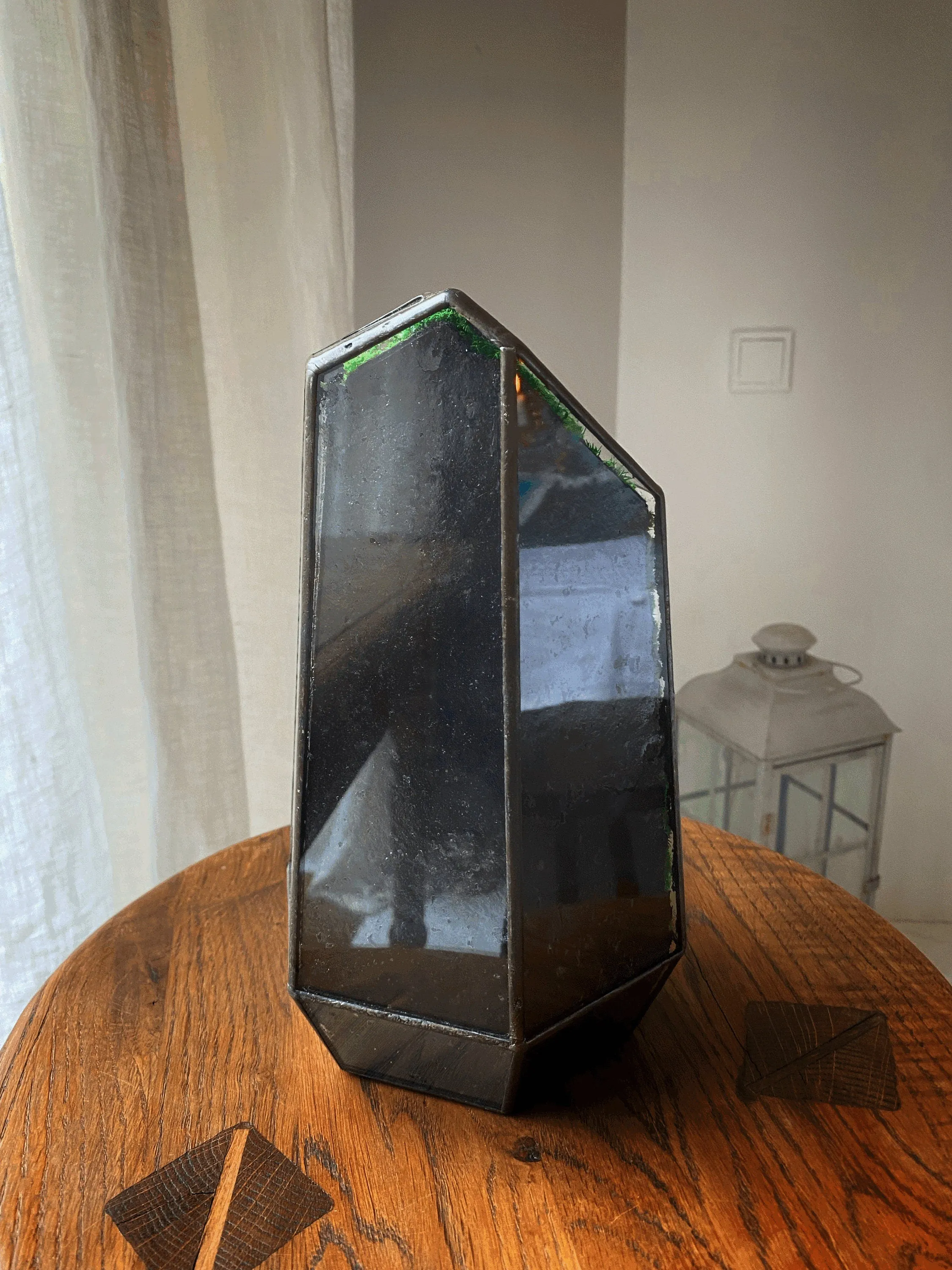 Terrarium with preserved moss art